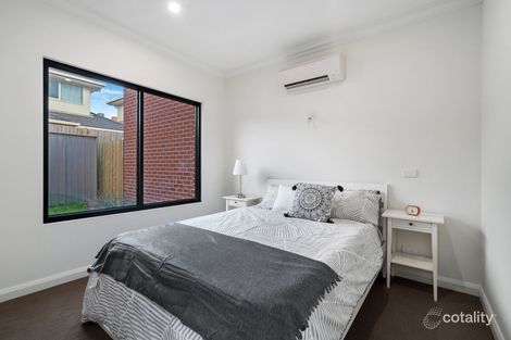 Property photo of 2/35 Thea Grove Doncaster East VIC 3109