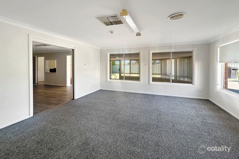 Property photo of 14 Beddoes Avenue Dubbo NSW 2830