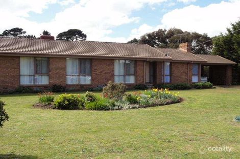 37 White Ave, Romsey, VIC 3434