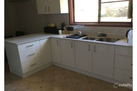 Property photo of 34 Kyooma Street Hillvue NSW 2340