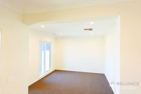 Property photo of 46 Madden Boulevard Tarneit VIC 3029