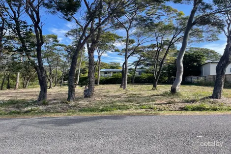 Property photo of 33 Camena Street Macleay Island QLD 4184