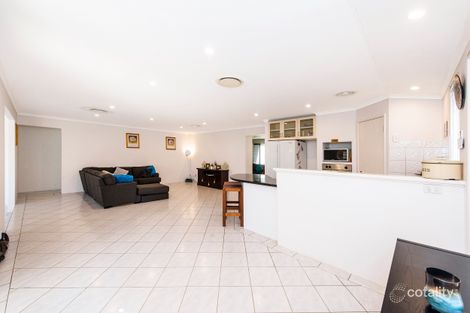 Property photo of 4 Darwinia Loop Canning Vale WA 6155