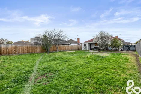 Property photo of 5 Westall Street Thomastown VIC 3074