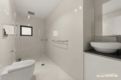 Property photo of 11/43 Hampton Circuit Yarralumla ACT 2600