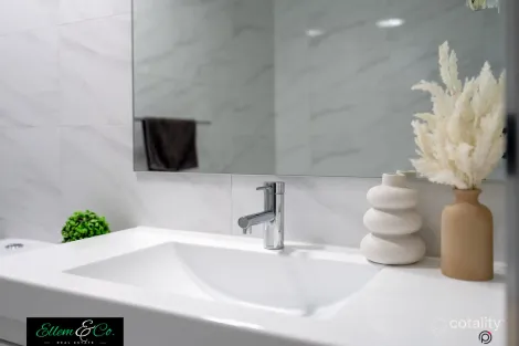 Property photo of 2B Creole Place Haywards Bay NSW 2530