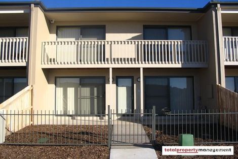 252 Anthony Rolfe Ave, Gungahlin, ACT 2912