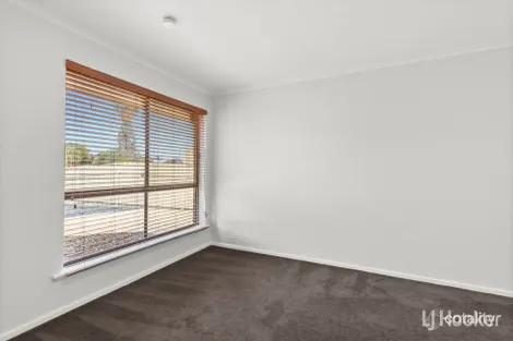 Property photo of 16 Karrawirra Close Craigmore SA 5114