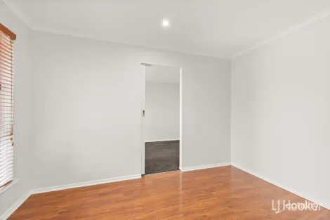 Property photo of 16 Karrawirra Close Craigmore SA 5114