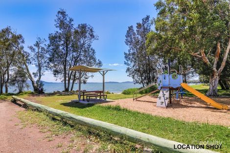 Property photo of 17 Avenue Of The Allies Tanilba Bay NSW 2319