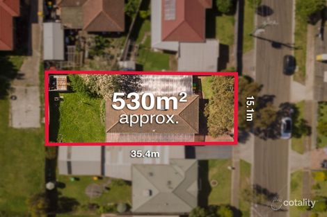 Property photo of 2 Waranga Crescent St Albans VIC 3021