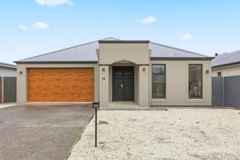 Property photo of 35 Victoria Parade Hindmarsh Island SA 5214