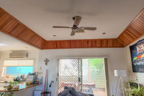 Property photo of 1/5 Bowman Close Araluen NT 0870