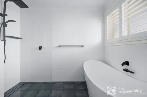 Property photo of 8 Hardy Crescent Mudgee NSW 2850