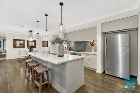 Property photo of 8 Panning Circuit Aintree VIC 3336
