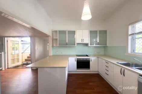 Property photo of 32 Webb Street Margate QLD 4019