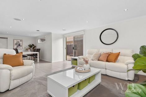 Property photo of 9 Hyperno Way Mount Martha VIC 3934