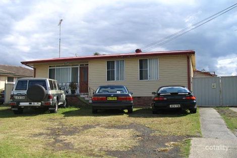 Property photo of 18 Barnes Street Warilla NSW 2528