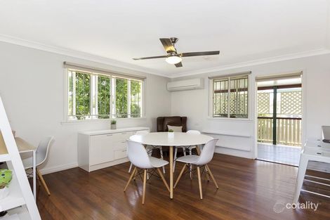 Property photo of 35 Yanderra Avenue Arana Hills QLD 4054