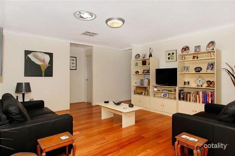 Property photo of 10 Tilbee Court Bassendean WA 6054