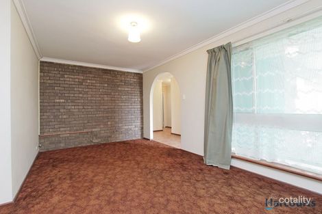 Property photo of 42 Willow Way Maddington WA 6109