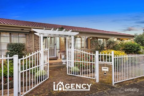 Property photo of 8 Heyington Circle Narre Warren VIC 3805