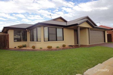 10 Wareena Cres, Glenvale, QLD 4350