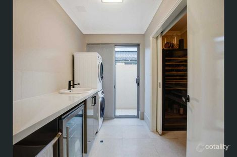 Property photo of 21 Eyrean Way Gwelup WA 6018
