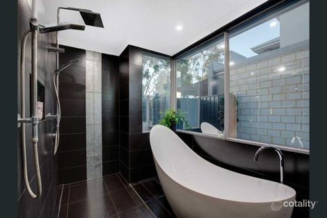 Property photo of 21 Eyrean Way Gwelup WA 6018