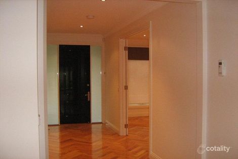 Property photo of 1/8 Grenfell Road Mount Waverley VIC 3149