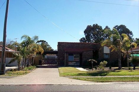 25 Montrose Ave, Girrawheen, WA 6064