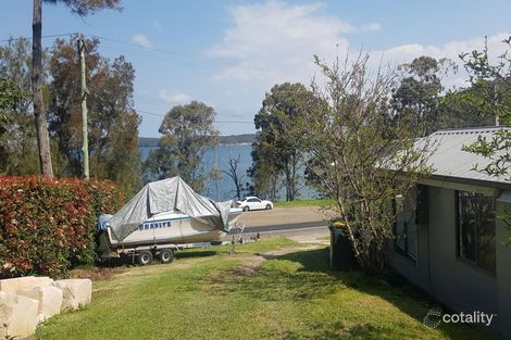 Property photo of 137 Dobell Drive Wangi Wangi NSW 2267