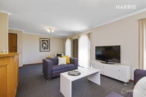 Property photo of 8 Jan Court Happy Valley SA 5159