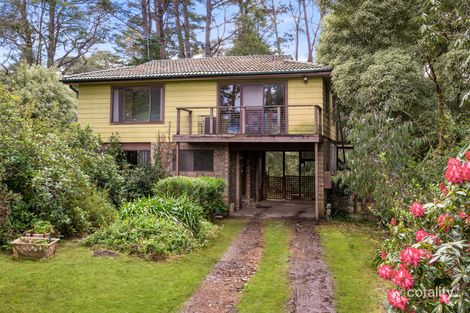 Property photo of 16 Fourth Avenue Katoomba NSW 2780