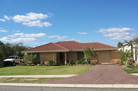 22 Adora St, Alexander Heights, WA 6064