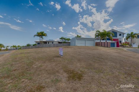 Property photo of 1 The Top Deck Blacks Beach QLD 4740