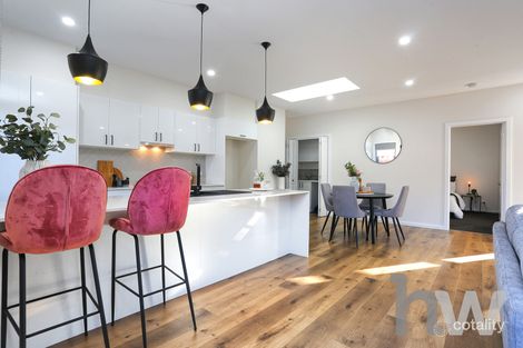 Property photo of 2/14 Archimedes Avenue Lara VIC 3212