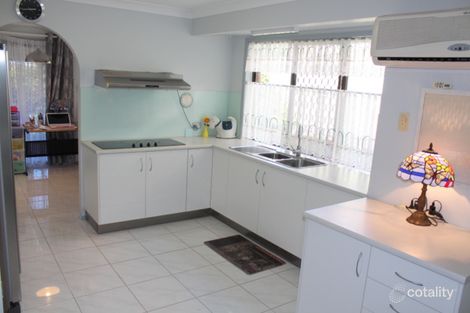 Property photo of 32 Jabiluka Drive Highland Park QLD 4211