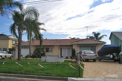 4 Castlereagh Cres, Sylvania Waters, NSW 2224