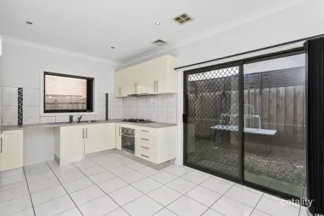Property photo of 1B Eames Avenue Brooklyn VIC 3012