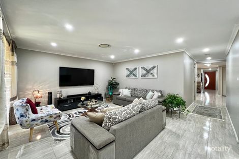 Property photo of 35 Owens Street Spring Farm NSW 2570