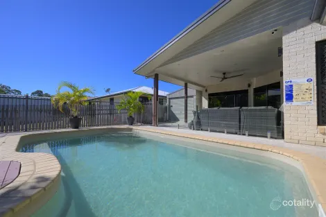 Property photo of 21 Longreach Court Tannum Sands QLD 4680