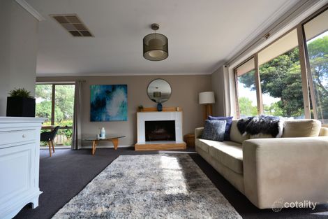 Property photo of 14 Michael Court Berwick VIC 3806