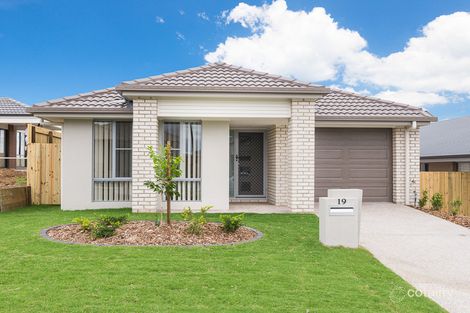 19 Calandra St, Redbank Plains, QLD 4301