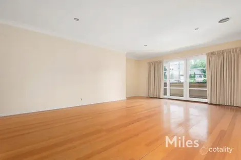 Property photo of 2/229 Lower Heidelberg Road Ivanhoe East VIC 3079