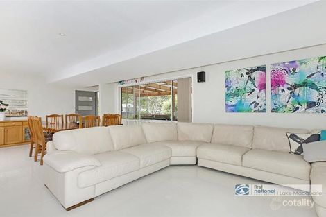Property photo of 32 The Broadway Killingworth NSW 2278