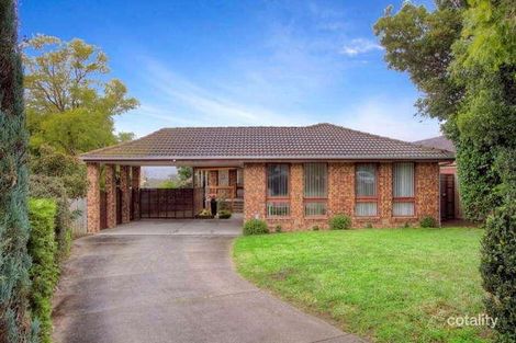 3 Tench Rise, Endeavour Hills, VIC 3802