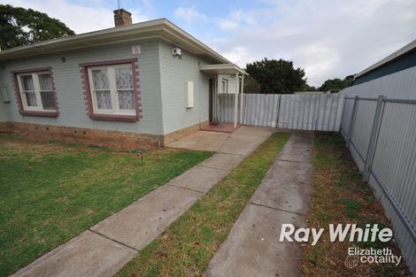 Property photo of 12 Grateley Street Elizabeth Grove SA 5112