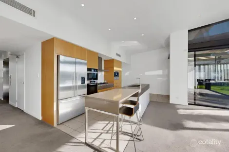 Property photo of 107/10 Pidgeon Close West End QLD 4101