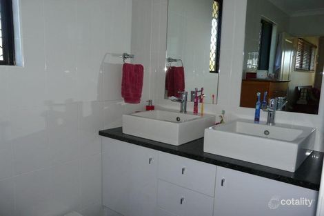 Property photo of 7 Ramtron Place Ayr QLD 4807